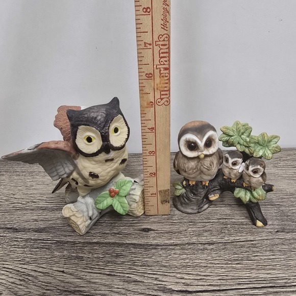 Vintage Owl Figurines Lot Of 2  Porcelain Korea Owl Collectors Baby Birds - Picture 6 of 6